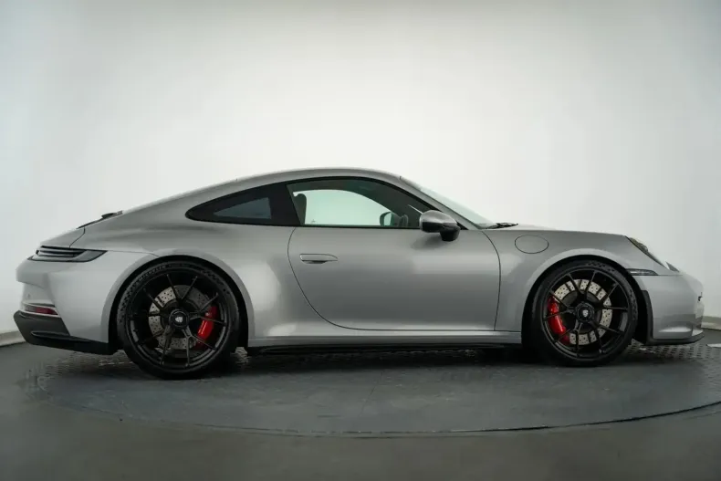 Porsche 992 din 2024 cu 7.459 km - oferta POR106427 - foto 6