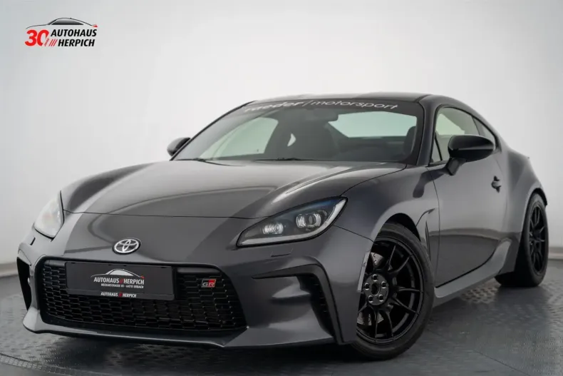 Toyota GR86 din 2023 cu 7.177 km - oferta TOY106428 - foto 1