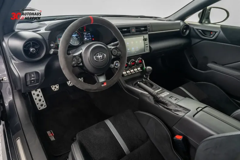 Toyota GR86 din 2023 cu 7.177 km - oferta TOY106428 - foto 10