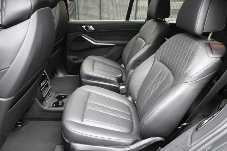 BMW X7 din 2022 cu 111.300 km - oferta BMW106432 - foto 11