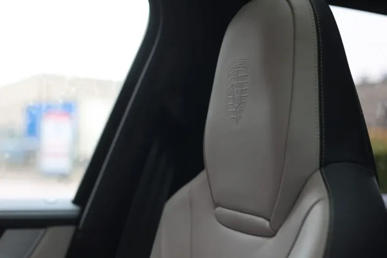 Porsche Cayenne din 2024 cu 22.056 km - oferta POR106433 - foto 4