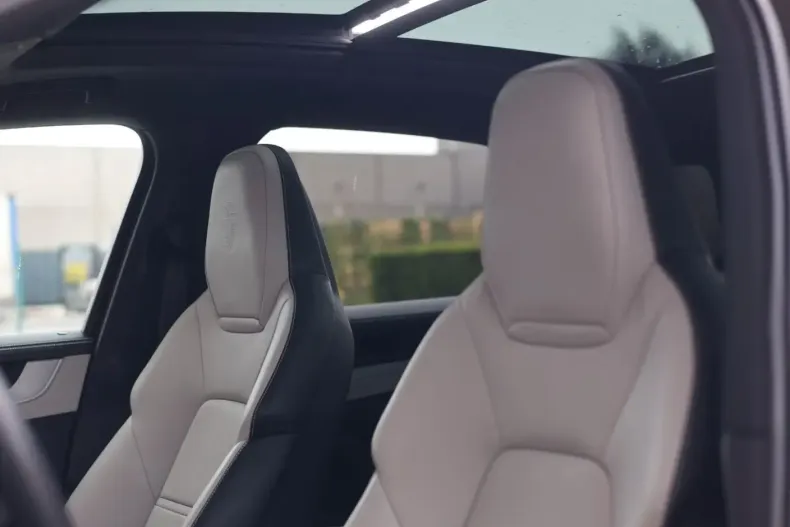 Porsche Cayenne din 2024 cu 22.056 km - oferta POR106433 - foto 18