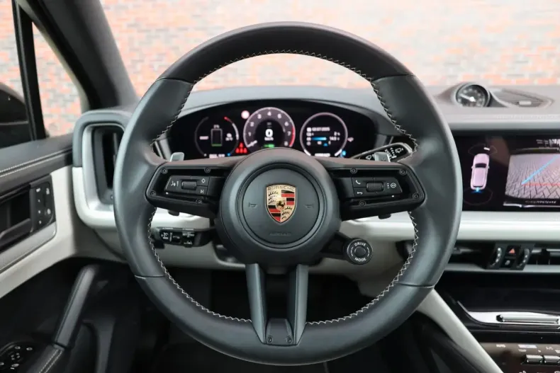 Porsche Cayenne din 2024 cu 22.056 km - oferta POR106433 - foto 21