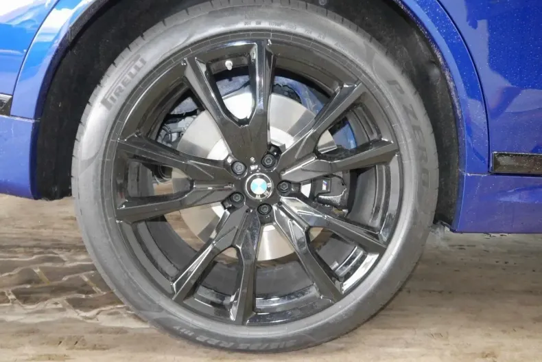 BMW X7 M60 din 2024 cu 3.800 km - oferta BMW106438 - foto 17