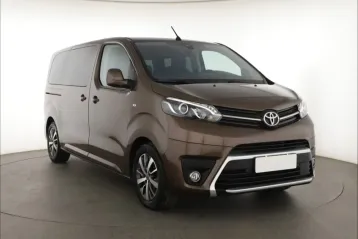 Toyota Proace (Verso) din 2024 - oferta TOY106440