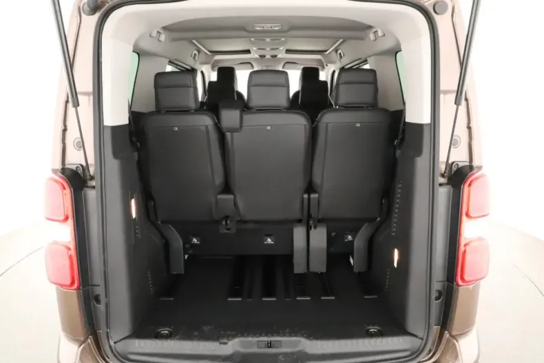Toyota Proace (Verso) din 2024 cu 12.224 km - oferta TOY106440 - foto 11