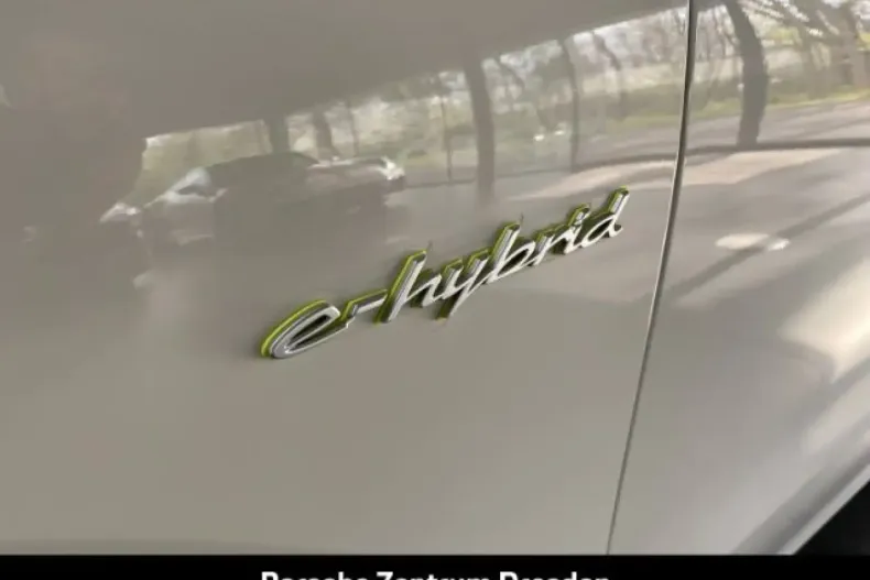 Porsche Cayenne din 2023 cu 32.888 km - oferta POR106449 - foto 17