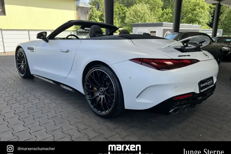 Mercedes-Benz SL 63 AMG din 2024 cu 10.680 km - oferta MER106453 - foto 11