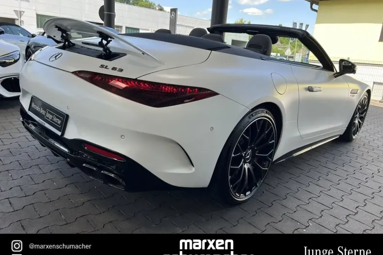 Mercedes-Benz SL 63 AMG din 2024 cu 10.680 km - oferta MER106453 - foto 12