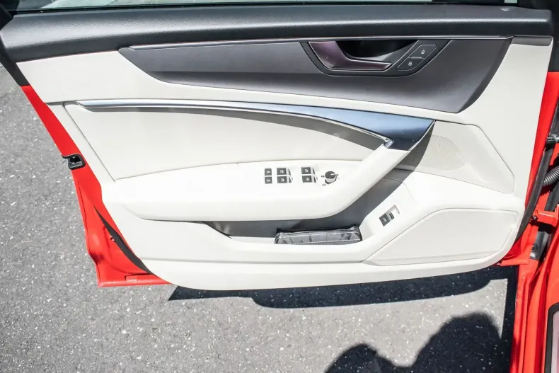 Audi A6 din 2022 cu 46.814 km - oferta AUD106459 - foto 17