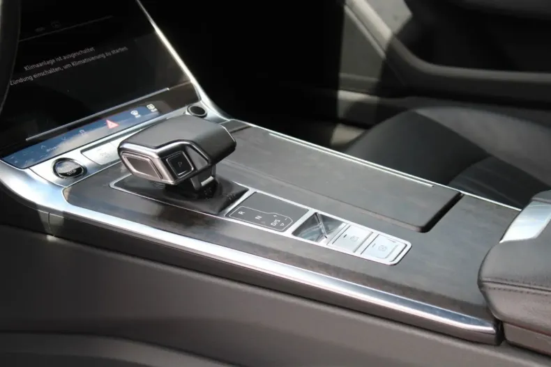 Audi A6 din 2020 cu 68.000 km - oferta AUD106470 - foto 21