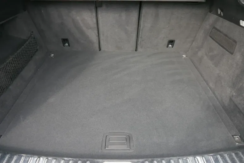 Porsche Cayenne din 2022 cu 66.962 km - oferta POR106472 - foto 6