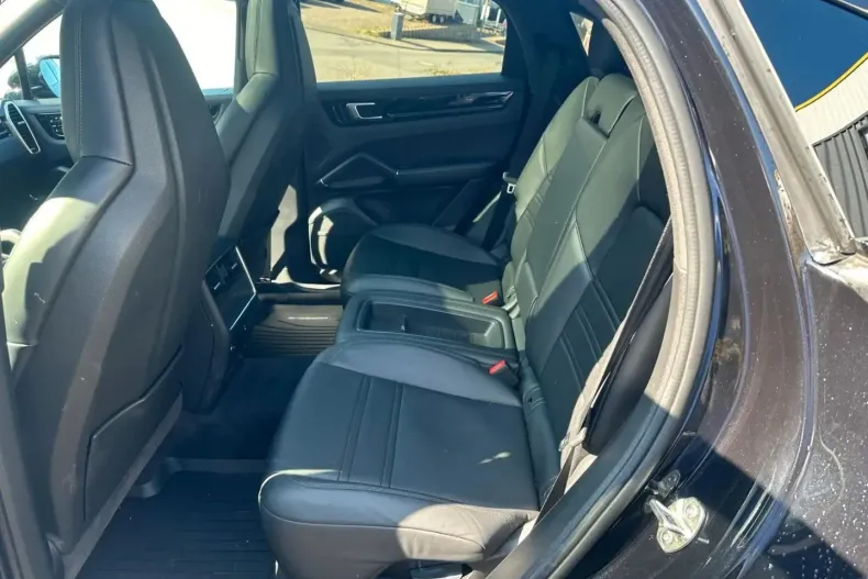 Porsche Cayenne din 2020 cu 89.999 km - oferta POR106473 - foto 18