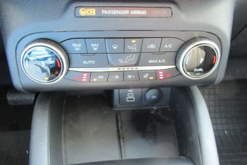 Ford Kuga din 2023 cu 13.999 km - oferta FOR106498 - foto 9