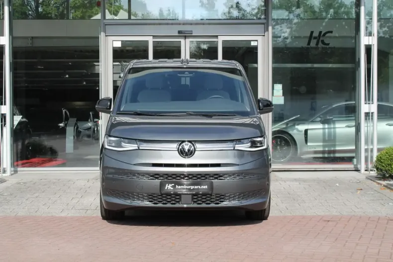 Volkswagen T7 Multivan din 2024 cu 12.500 km - oferta VOL106500 - foto 2