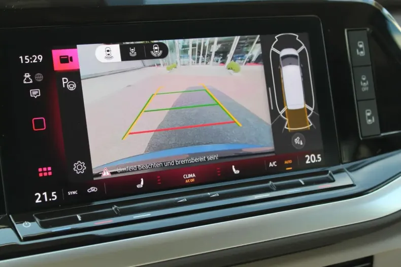 Volkswagen T7 Multivan din 2024 cu 12.500 km - oferta VOL106500 - foto 17