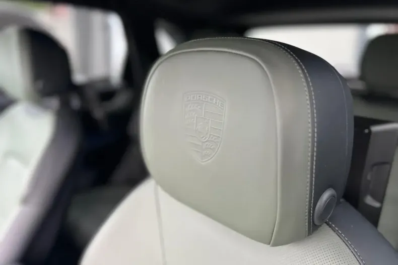 Porsche Cayenne din 2024 cu 15.300 km - oferta POR106504 - foto 14