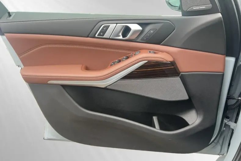 BMW X5 din 2024 cu 12.300 km - oferta BMW106508 - foto 17