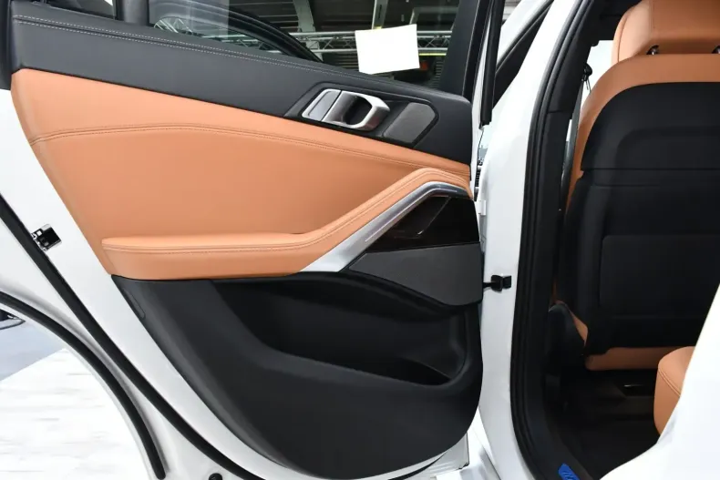 BMW X6 din 2024 cu 8.100 km - oferta BMW106516 - foto 10