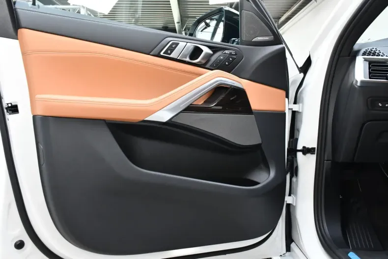 BMW X6 din 2024 cu 8.100 km - oferta BMW106516 - foto 22