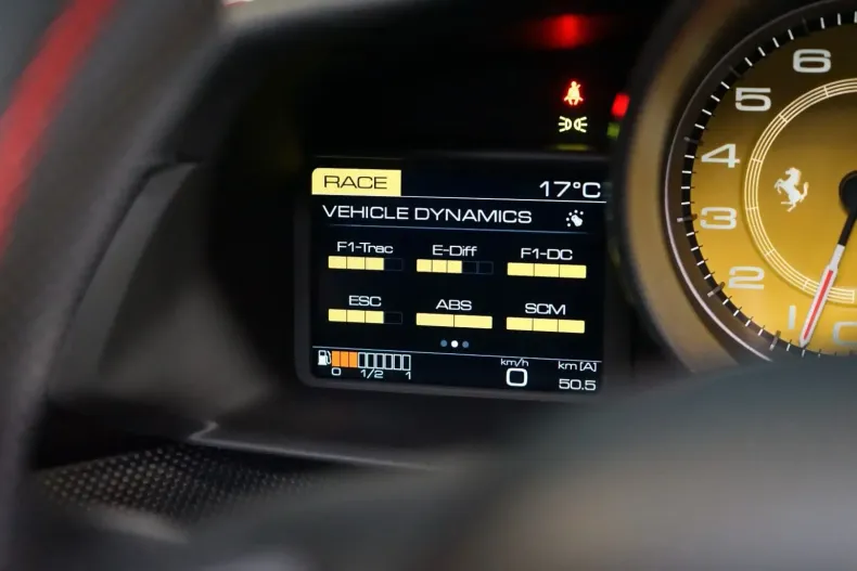 Ferrari 488 Pista din 2020 cu 12.444 km - oferta FER106523 - foto 21