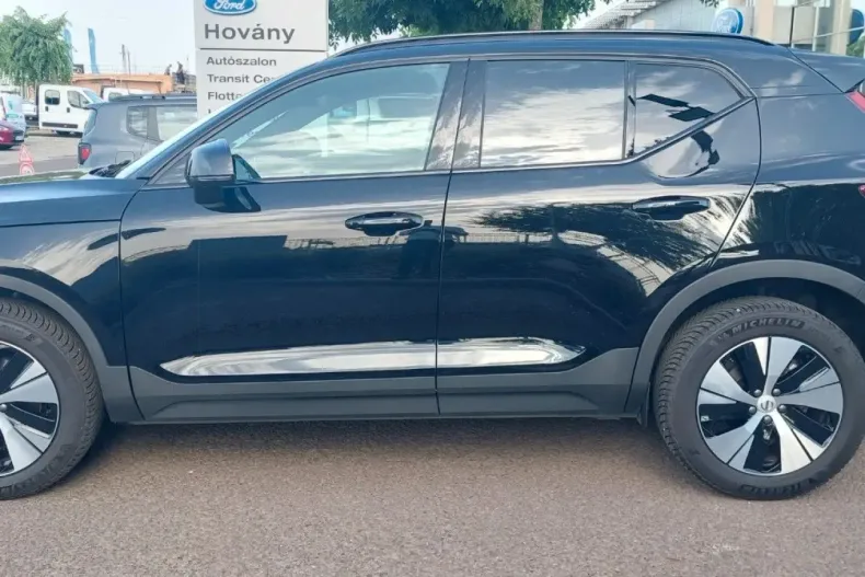 Volvo XC40 din 2023 cu 5.830 km - oferta VOL106532 - foto 7