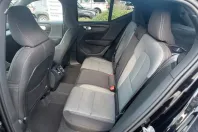 Volvo XC40 din 2023 cu 5.830 km - oferta VOL106532 - foto 9