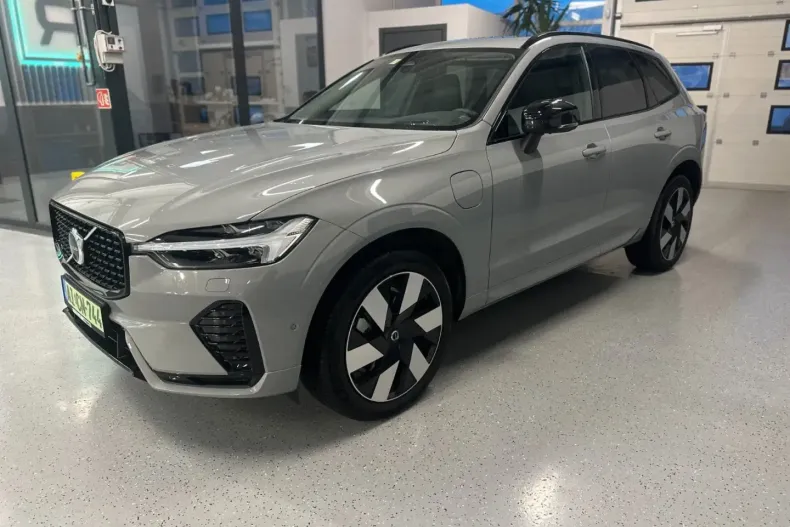 Volvo XC60 din 2024 cu 12.000 km - oferta VOL106534 - foto 4