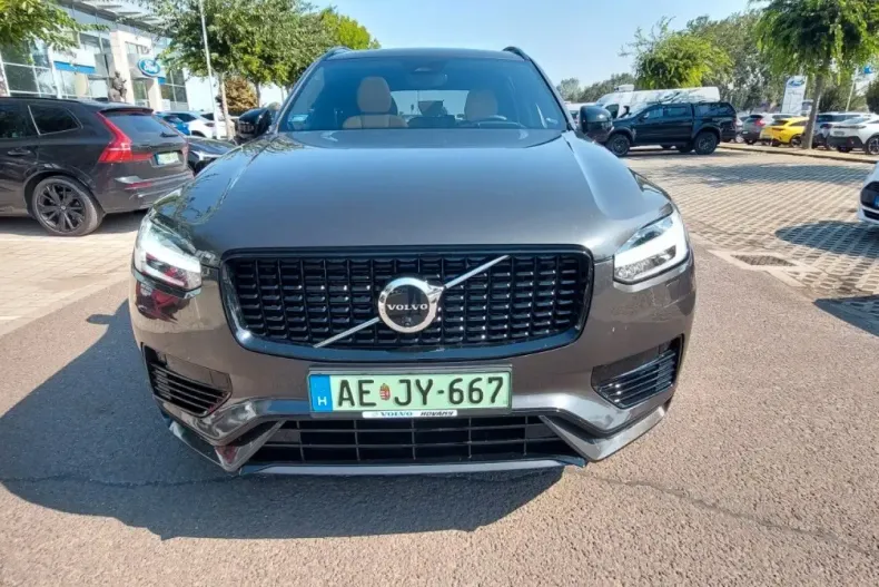 Volvo XC90 din 2024 cu 21.597 km - oferta VOL106535 - foto 3