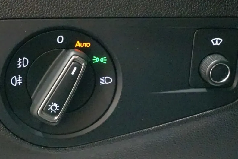 Volkswagen Tiguan din 2021 cu 73.914 km - oferta VOL106540 - foto 23