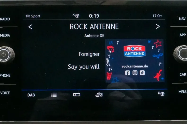 Volkswagen Tiguan din 2021 cu 73.914 km - oferta VOL106540 - foto 24