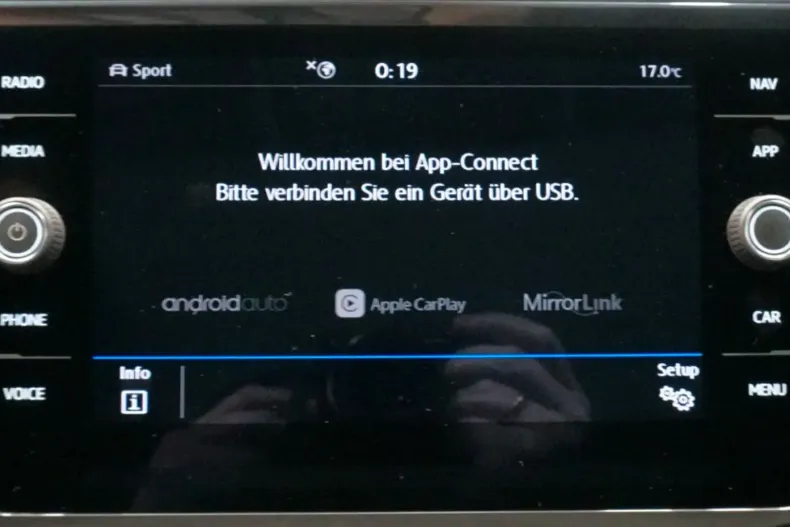 Volkswagen Tiguan din 2021 cu 73.914 km - oferta VOL106540 - foto 28