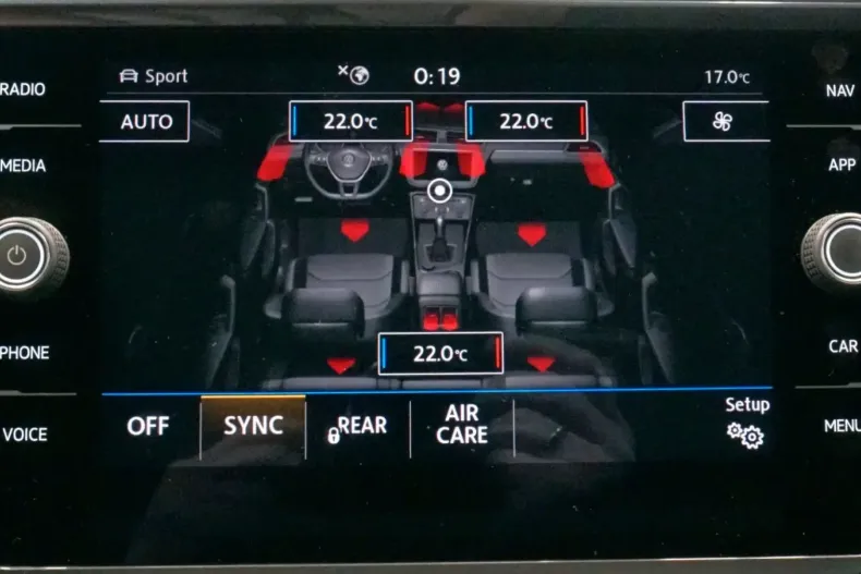 Volkswagen Tiguan din 2021 cu 73.914 km - oferta VOL106540 - foto 30