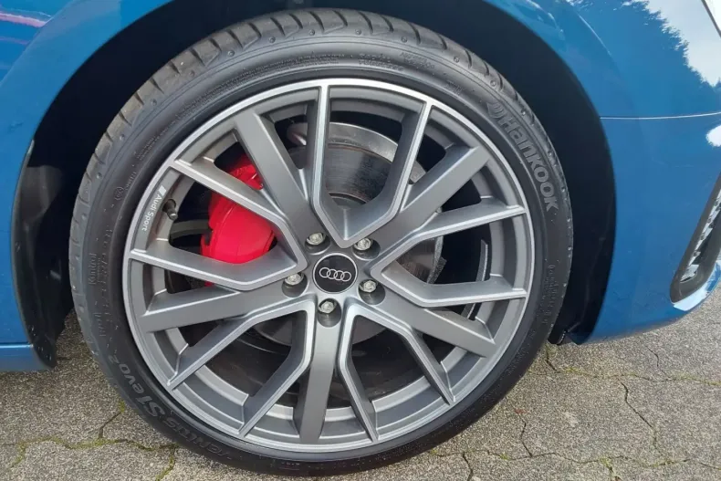 Audi A4 din 2023 cu 10.850 km - oferta AUD106545 - foto 8