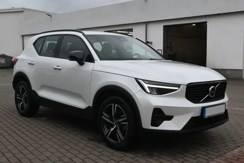 Volvo XC40 din 2024 cu 15.220 km - oferta VOL106547 - foto 7