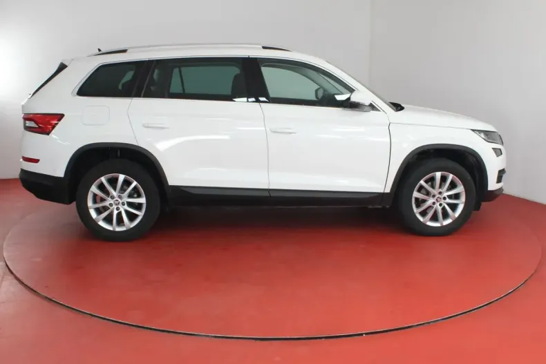 Skoda Kodiaq din 2021 cu 53.533 km - oferta SKO106548 - foto 8