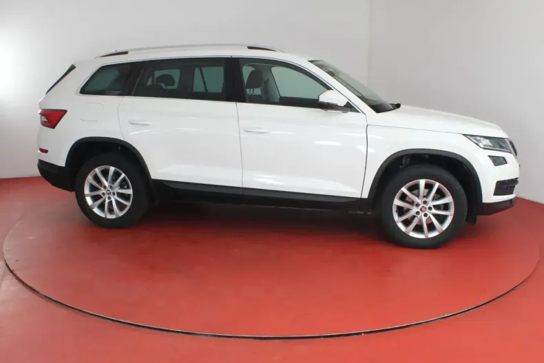 Skoda Kodiaq din 2021 cu 53.533 km - oferta SKO106548 - foto 9