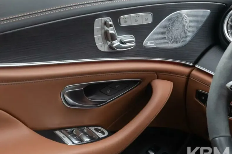 Mercedes-Benz AMG GT S din 2023 cu 13.800 km - oferta MER106552 - foto 11