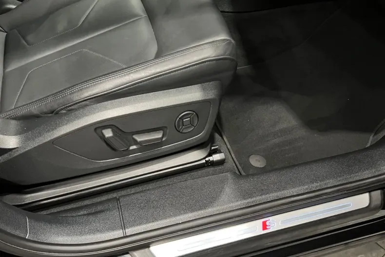 Audi Q3 din 2021 cu 86.000 km - oferta AUD106553 - foto 16