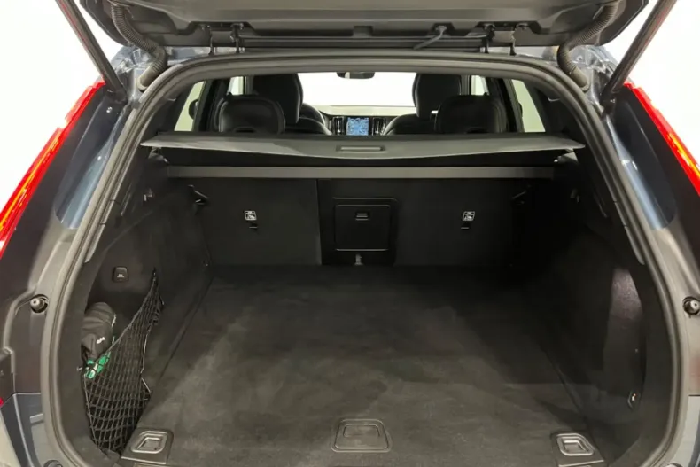 Volvo XC60 din 2021 cu 93.000 km - oferta VOL106555 - foto 29