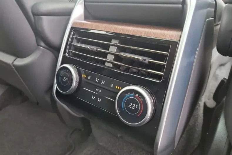 Land Rover Range Rover din 2024 cu 14.350 km - oferta LAN106564 - foto 21