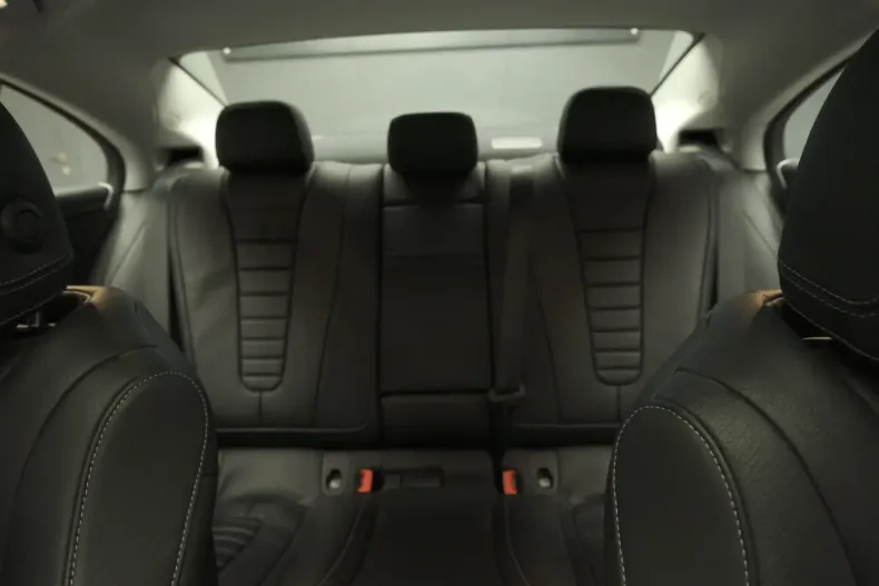 Mercedes-Benz CLS 350 din 2020 cu 49.700 km - oferta MER106565 - foto 16