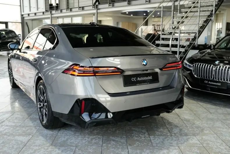 BMW 520 din 2023 cu 11.700 km - oferta BMW106567 - foto 5