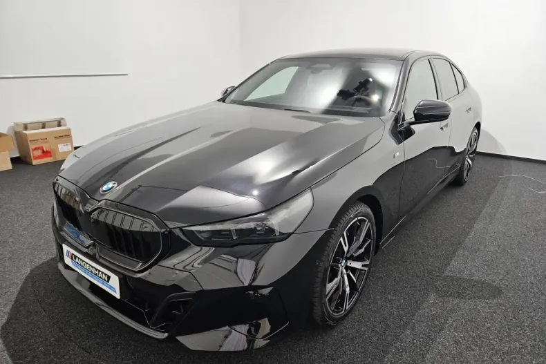 BMW 540 din 2024 cu 6.100 km - oferta BMW106568 - foto 1