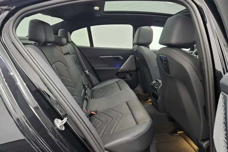 BMW 540 din 2024 cu 6.100 km - oferta BMW106568 - foto 18
