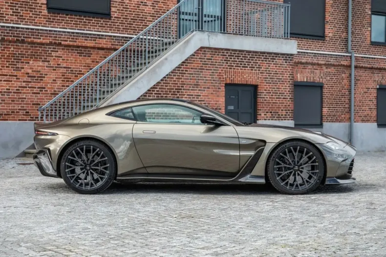 Aston Martin V12 Vantage din 2022 cu 1.800 km - oferta AST106571 - foto 8