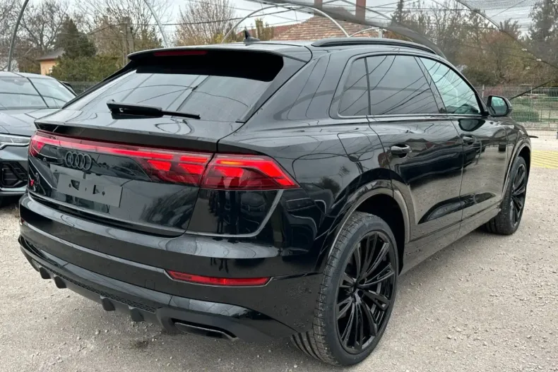 Audi Q8 din 2024 cu 110 km - oferta AUD106575 - foto 3