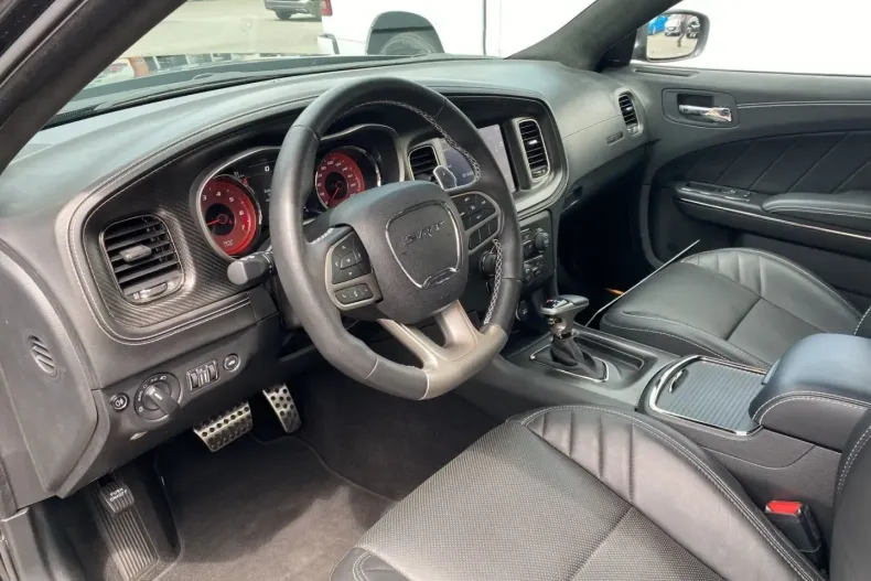 Dodge Charger din 2022 cu 9.179 km - oferta DOD106576 - foto 10