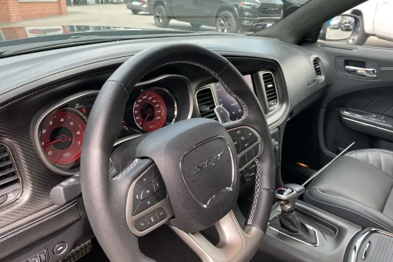 Dodge Charger din 2022 cu 9.179 km - oferta DOD106576 - foto 11