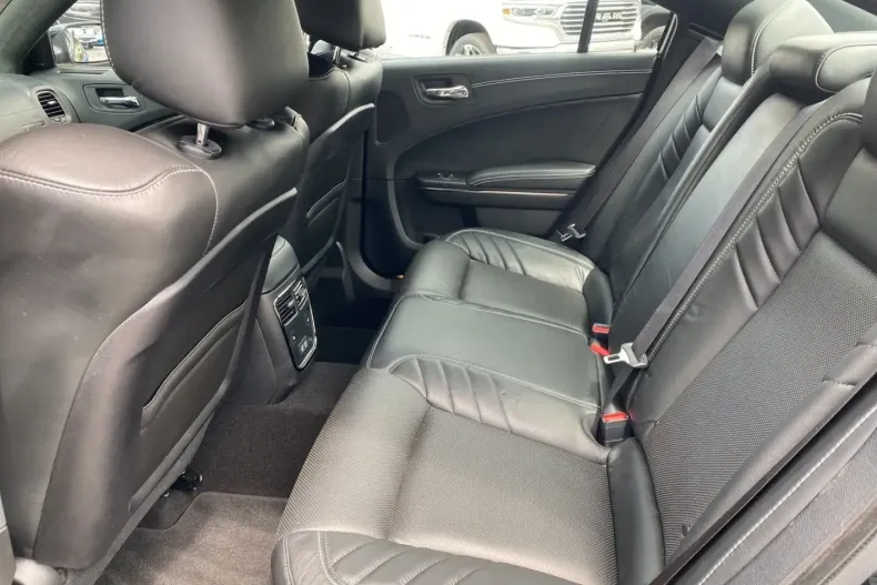 Dodge Charger din 2022 cu 9.179 km - oferta DOD106576 - foto 12